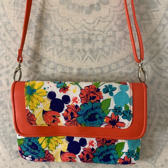 Disney Crossover Purse - Picture 2 of 5